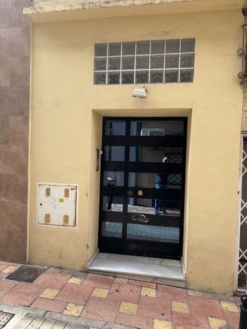 7 slaapkamer Commercieel te koop in Fuengirola - € 2.500.000 (Ref: 8837792)