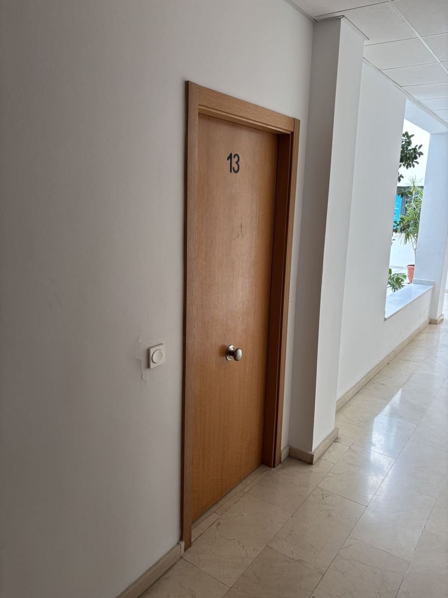 7 soveværelse Erhverv til salg i Fuengirola - € 2.500.000 (Ref: 8837792)