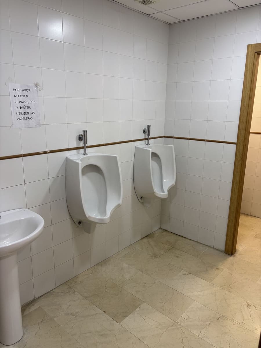 7 soveværelse Erhverv til salg i Fuengirola - € 2.500.000 (Ref: 8837792)