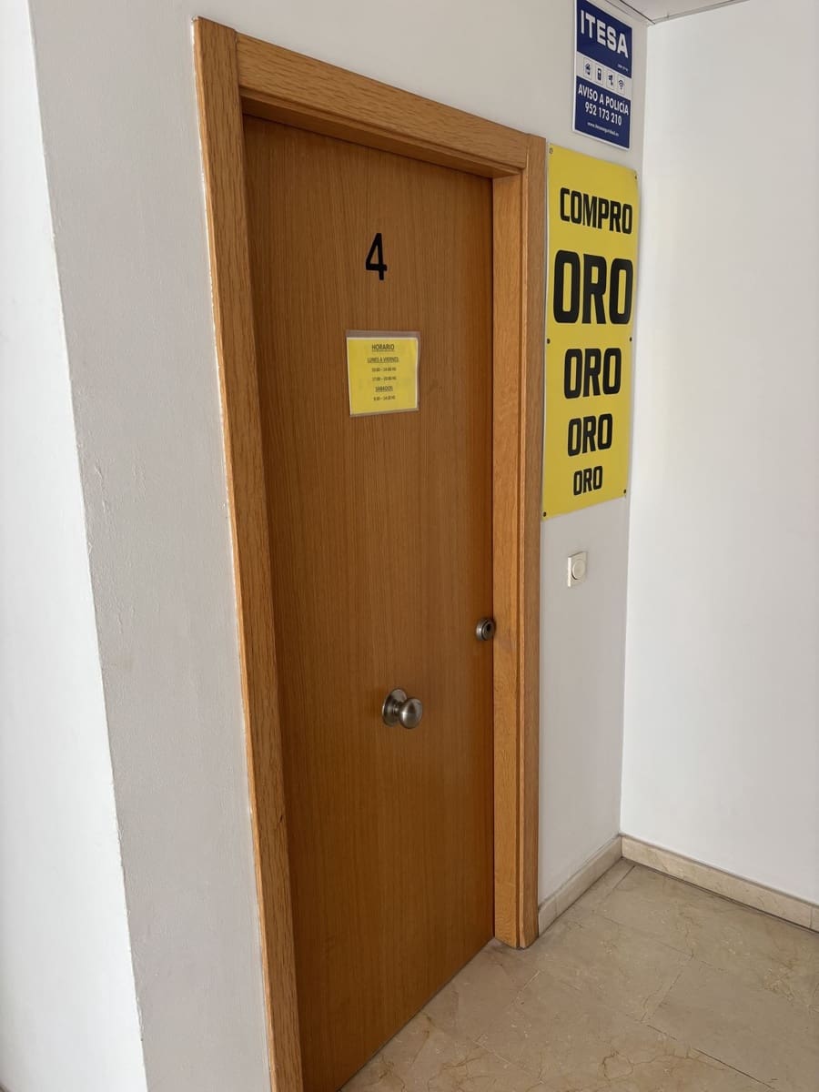 7 soveværelse Erhverv til salg i Fuengirola - € 2.500.000 (Ref: 8837792)