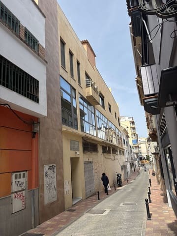 7 quarto Comercial para venda em Fuengirola - 2 500 000 € (Ref: 8837792)