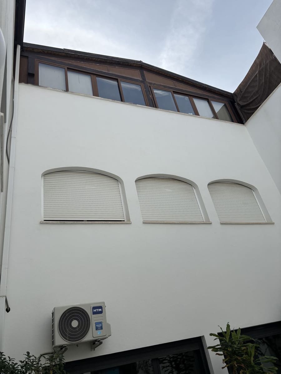 7 makuuhuone Kaupallinen myytävänä paikassa Fuengirola - 2 500 000 € (Ref: 8837792)