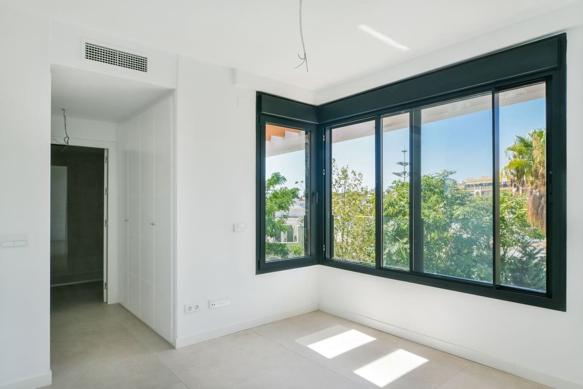 3 soveværelse Penthouse til salg i Torremolinos - € 1.250.000 (Ref: 8881135)