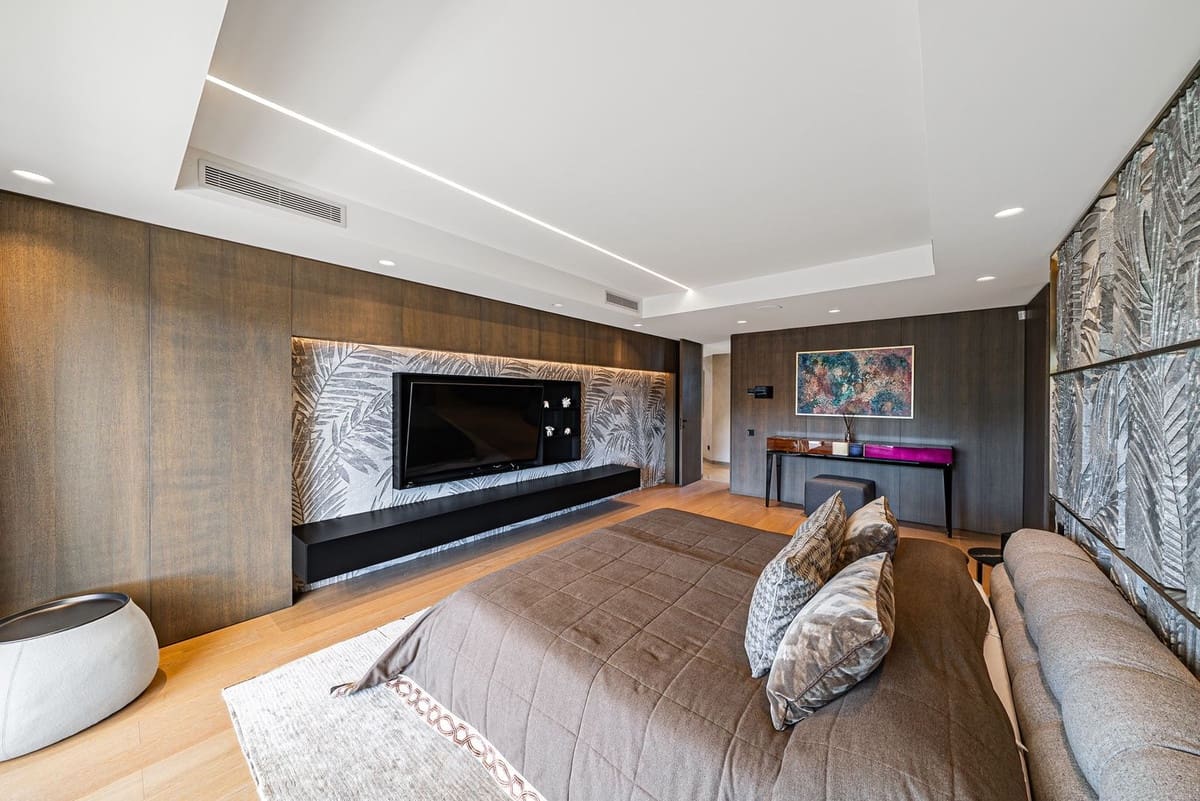 10 slaapkamer Villa te koop in Guadalmina - € 12.900.000 (Ref: 8894066)