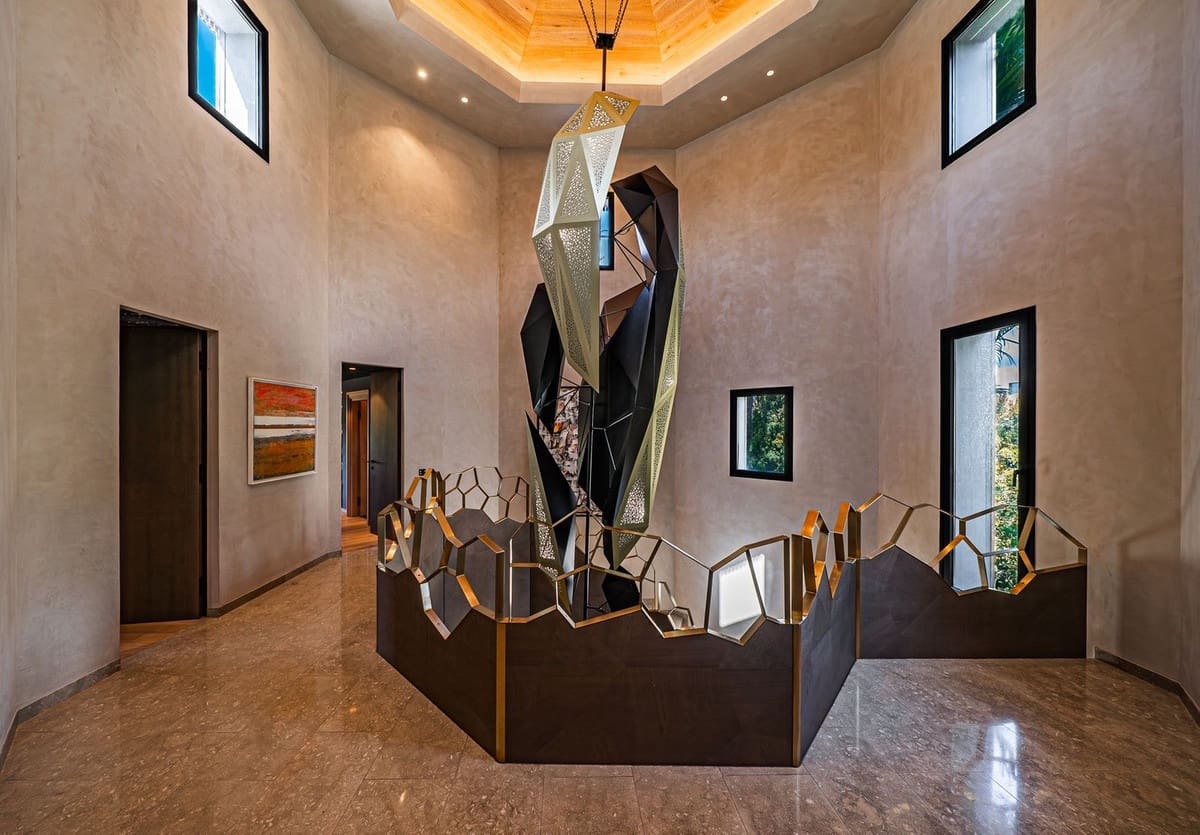 10 slaapkamer Villa te koop in Guadalmina - € 12.900.000 (Ref: 8894066)