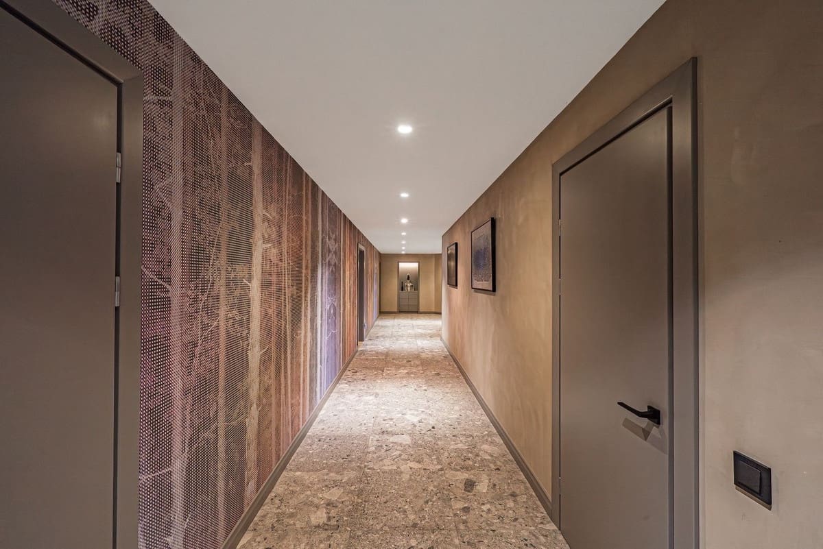 10 slaapkamer Villa te koop in Guadalmina - € 12.900.000 (Ref: 8894066)