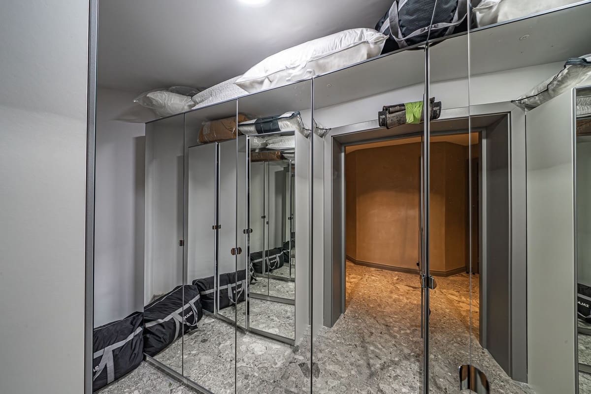 10 slaapkamer Villa te koop in Guadalmina - € 12.900.000 (Ref: 8894066)