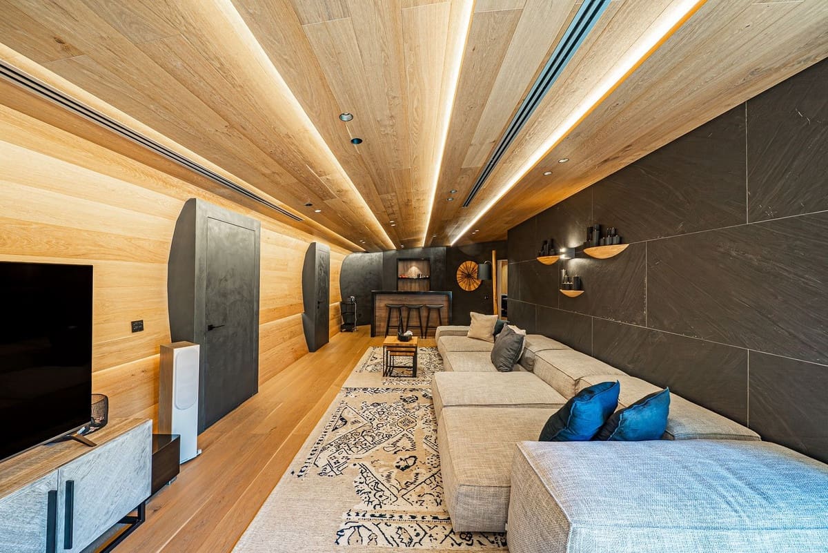 10 slaapkamer Villa te koop in Guadalmina - € 12.900.000 (Ref: 8894066)