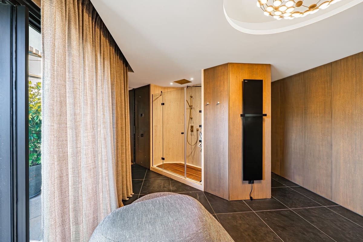 10 slaapkamer Villa te koop in Guadalmina - € 12.900.000 (Ref: 8894066)