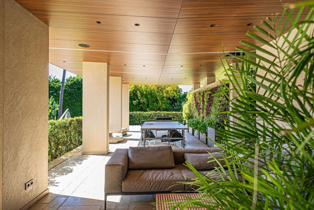 10 slaapkamer Villa te koop in Guadalmina - € 12.900.000 (Ref: 8894066)