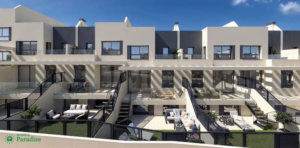 3 soverom Kjedet enebolig til salgs i Nerja - € 870 000 (Ref: 8981240)