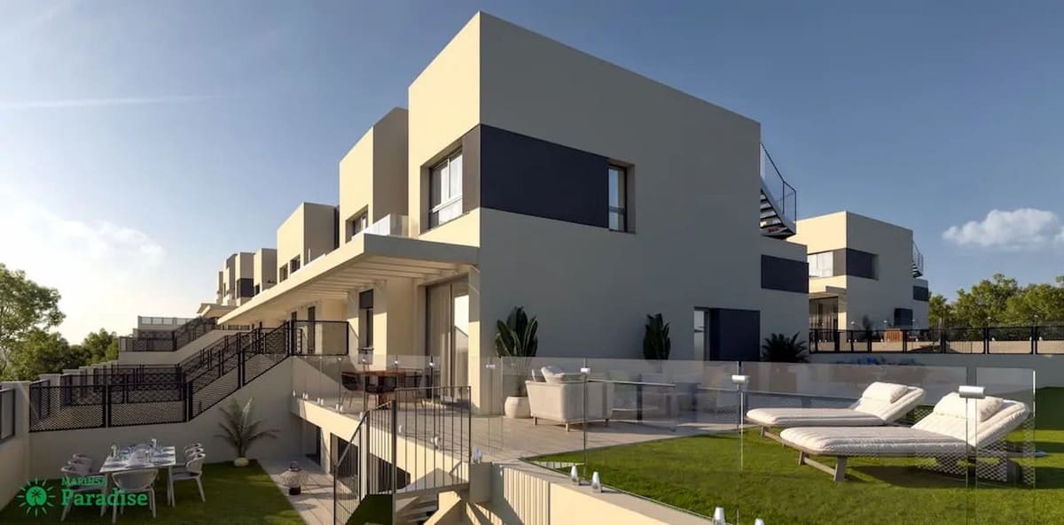 3 makuuhuone Paritalo myytävänä paikassa Nerja - 870 000 € (Ref: 8981240)