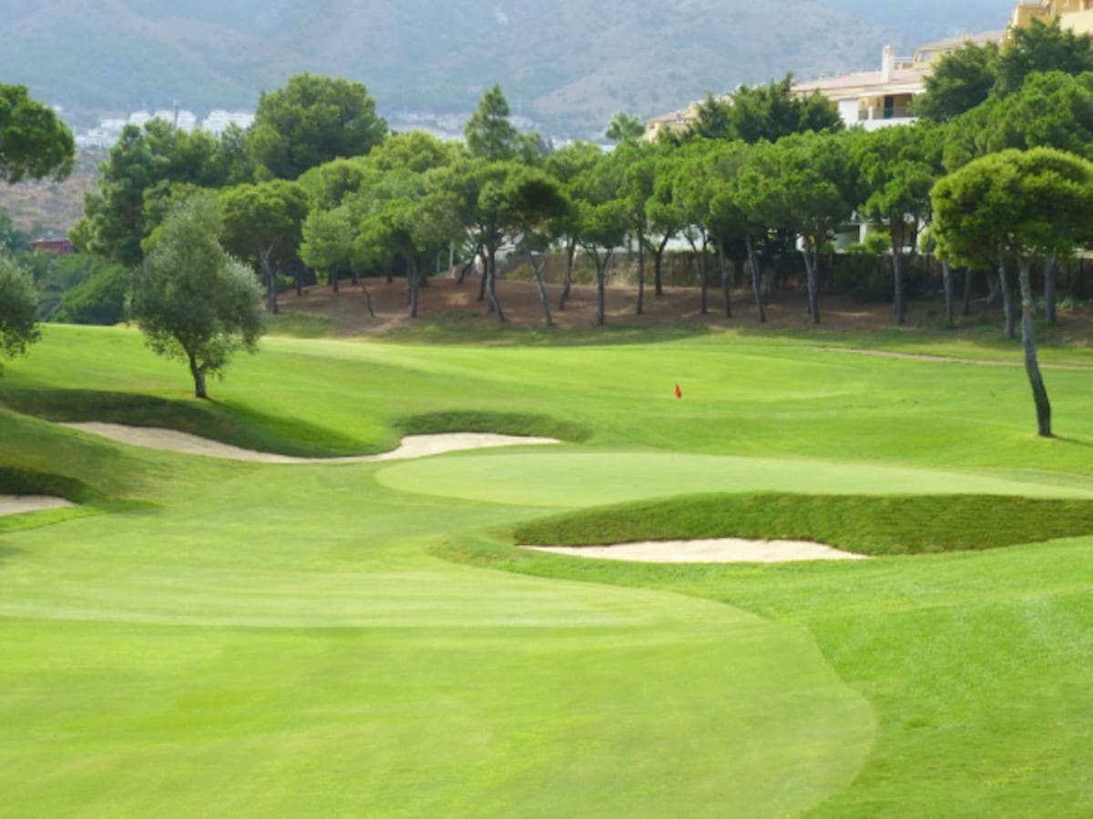 2 bedroom Apartment for sale in Benalmadena - € 430,000 (Ref: 9019621)