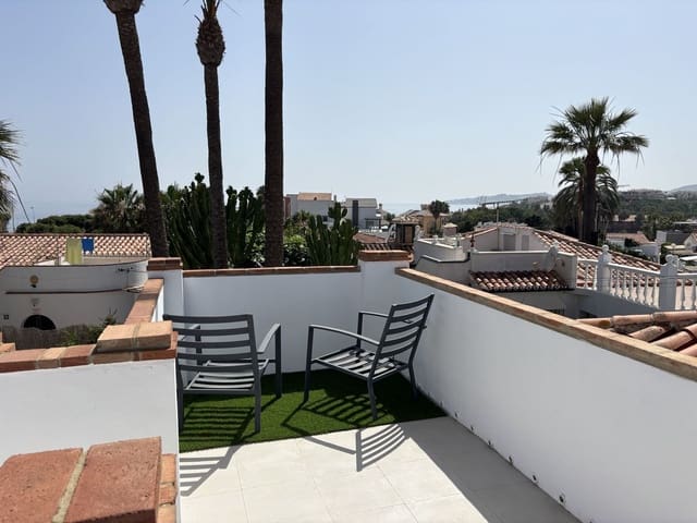 2 soverom Villa til salgs i El Faro, Mijas med svømmebasseng garasje - € 575 000 (Ref: 9064818)