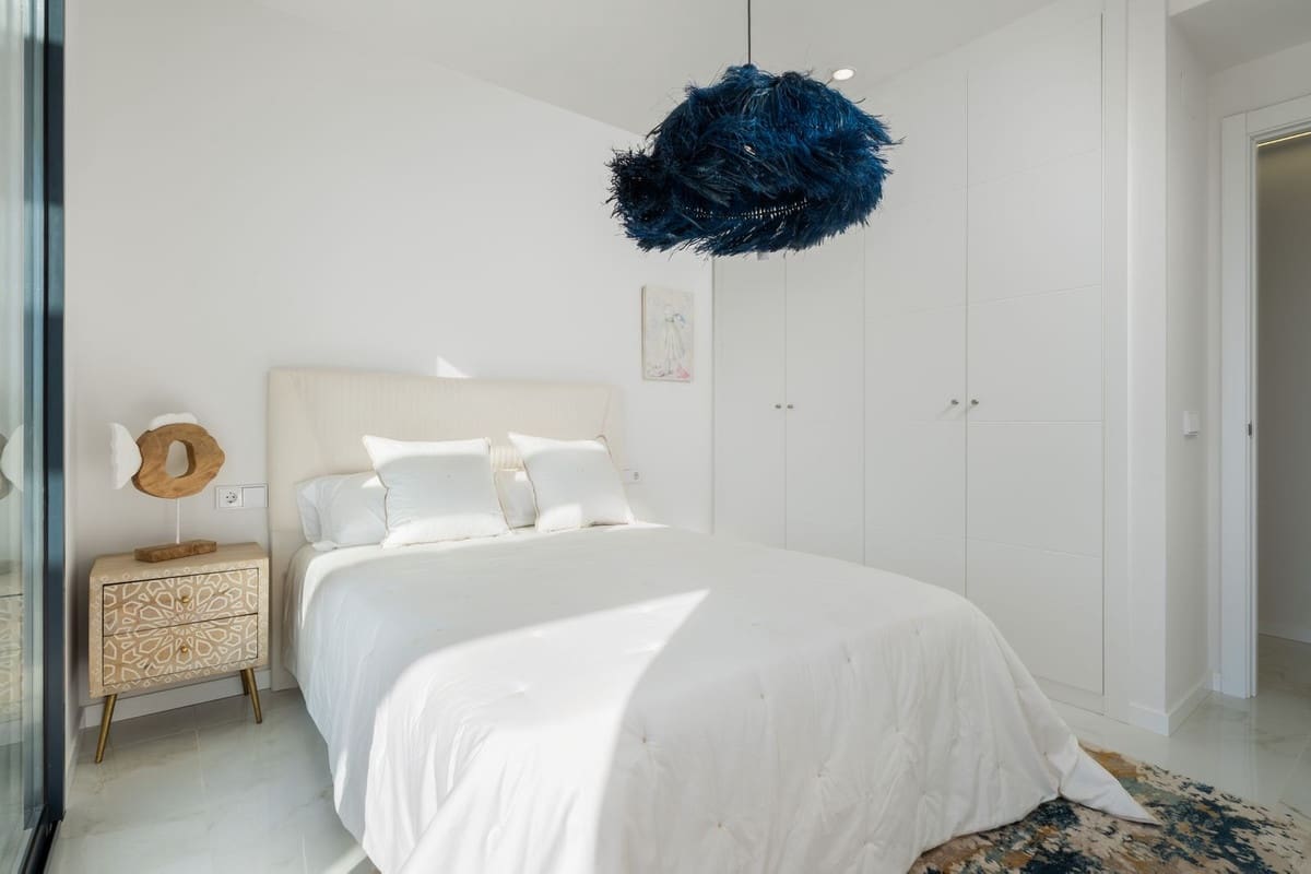 3 slaapkamer Penthouse te koop in Estepona - € 725.000 (Ref: 9211488)