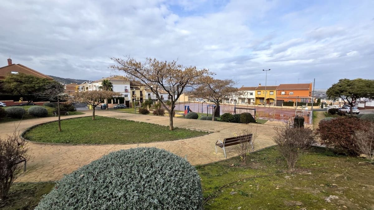 3 bedroom Townhouse for sale in Antequera - € 379,000 (Ref: 9230653)