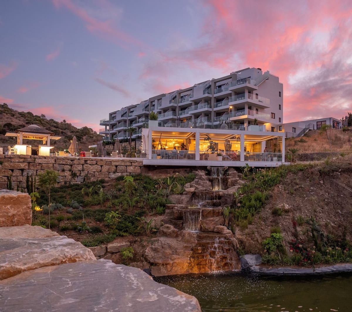 2 soveværelse Lejlighed til salg i Mijas Costa - € 294.500 (Ref: 9230654)