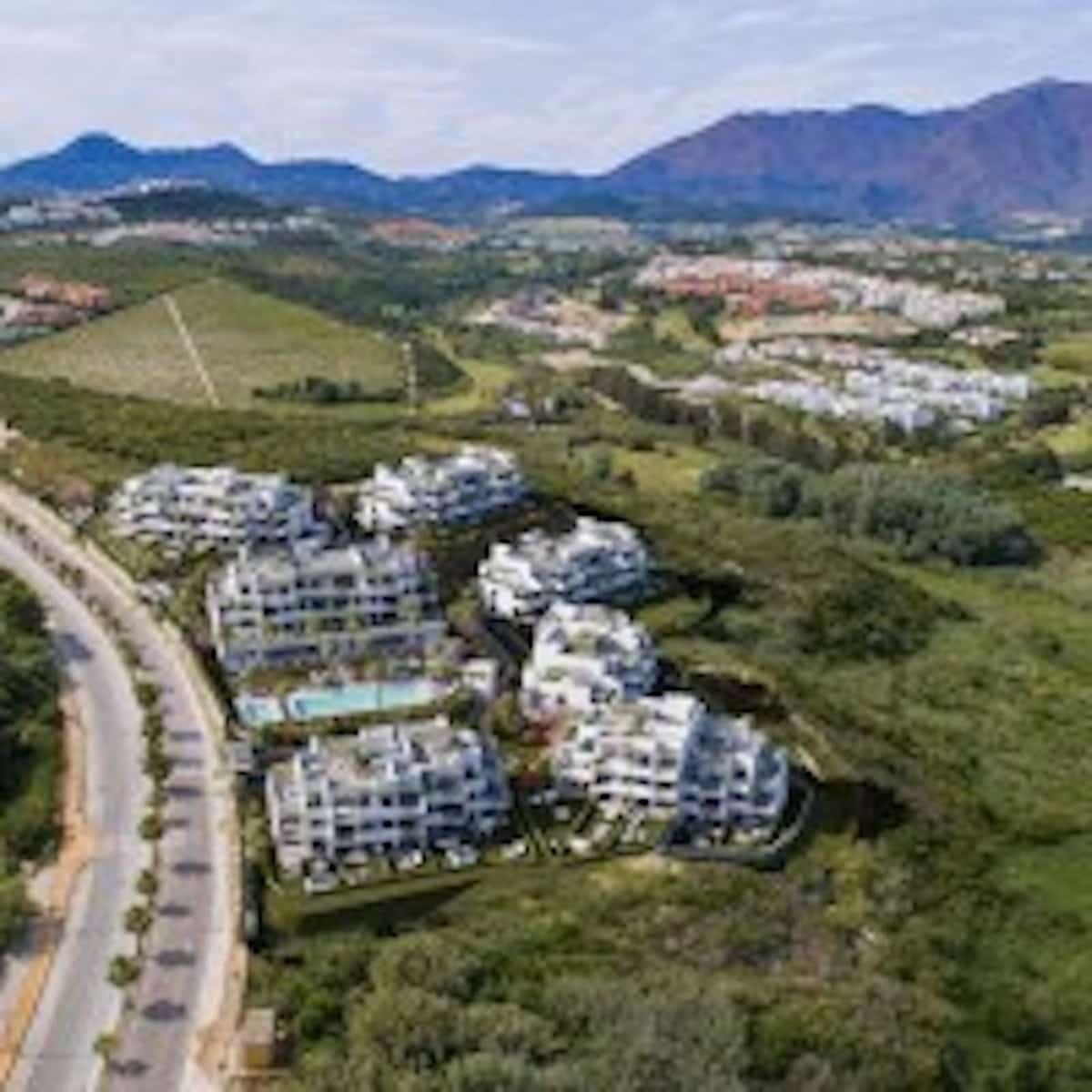 Apartamento de 2 habitaciones en Casares en venta - 442.000 € (Ref: 9307047)