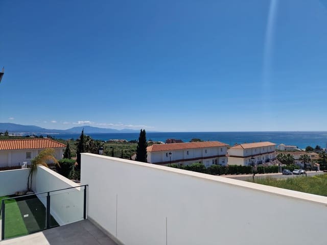 3 bedroom Semi-detached Villa for sale in Manilva - € 490,000 (Ref: 9311890)