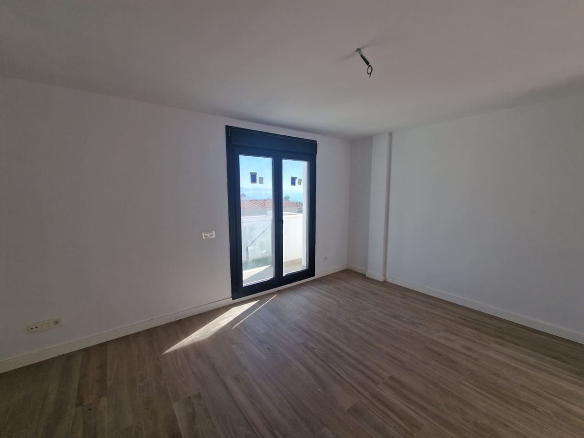 2 camera da letto Villetta Bifamiliare in vendita in Manilva - 385.000 € (Rif: 9311891)