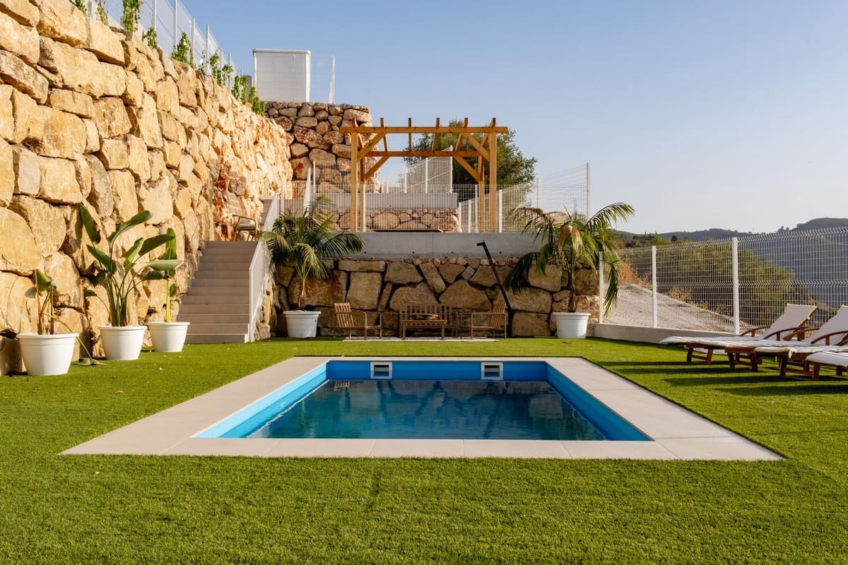 3 soverom Villa til salgs i Vinuela - € 360 000 (Ref: 9315173)