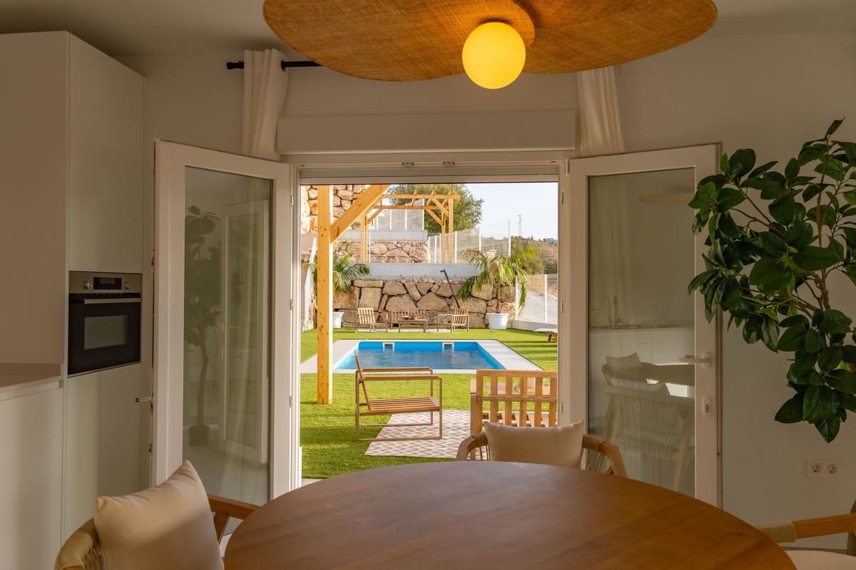 3 soverom Villa til salgs i Vinuela - € 360 000 (Ref: 9315173)