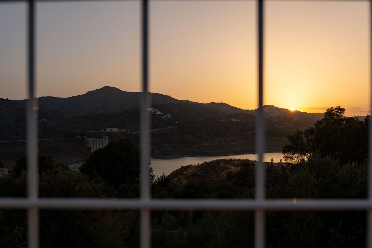 3 bedroom Villa for sale in Vinuela - € 360,000 (Ref: 9315173)