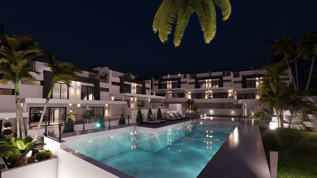 3 slaapkamer Halfvrijstaande villa te koop in Rincón de la Victoria - € 545.000 (Ref: 9432659)