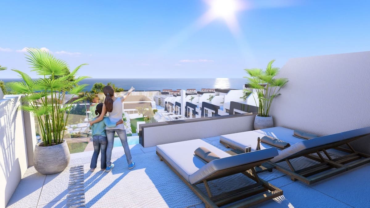 3 soveværelse Semi-Rækkehus til salg i Rincon de la Victoria - € 545.000 (Ref: 9432659)