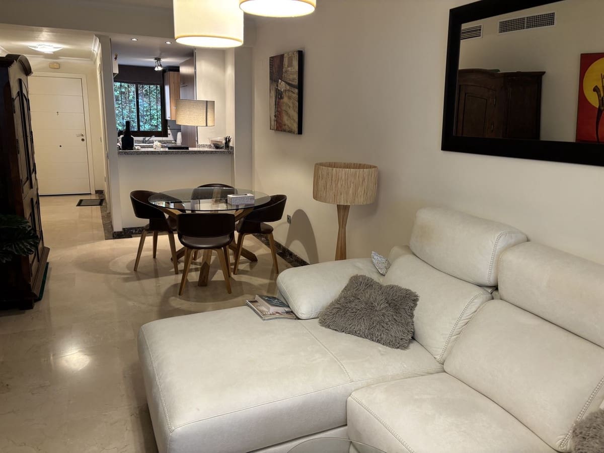 2 slaapkamer Appartement te koop in La Cala de Mijas met zwembad garage - € 285.000 (Ref: 9523075)