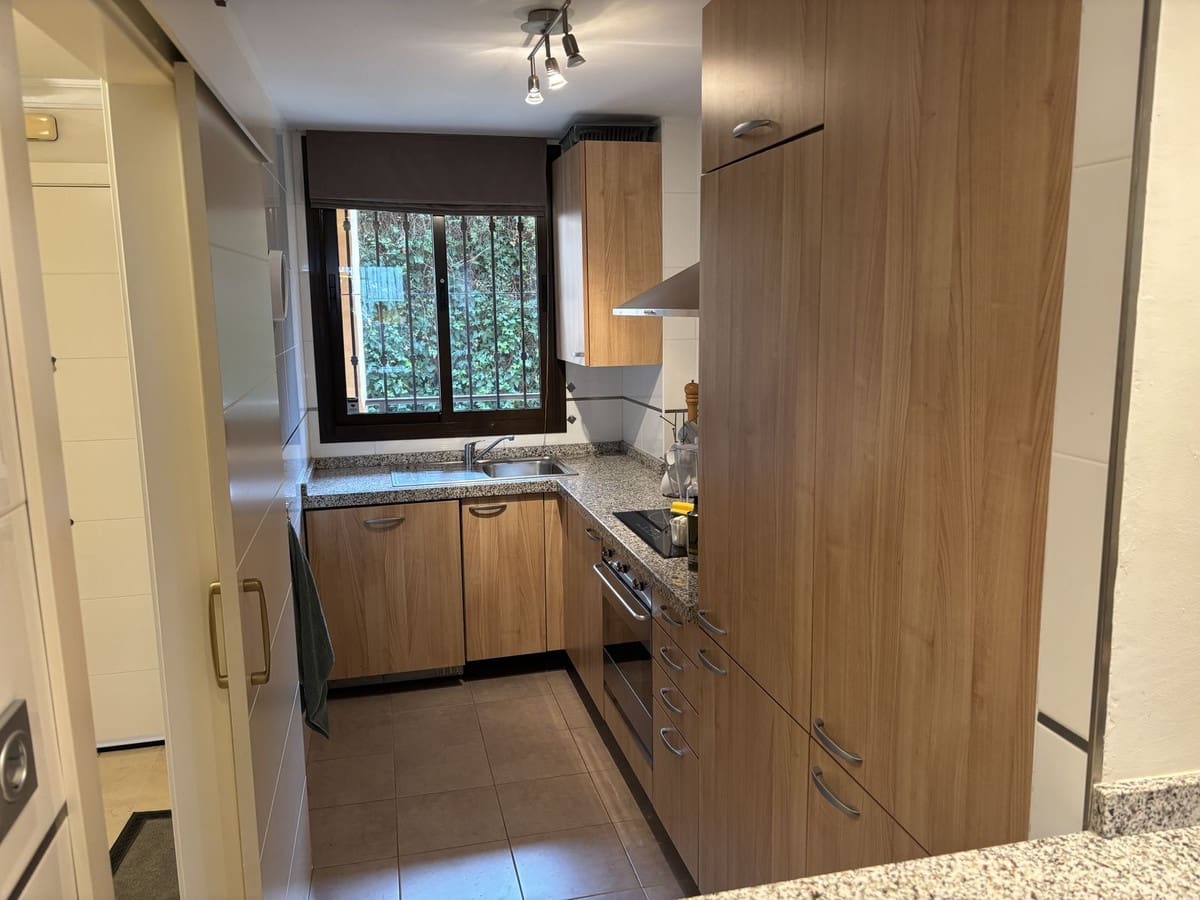 2 slaapkamer Appartement te koop in La Cala de Mijas met zwembad garage - € 285.000 (Ref: 9523075)