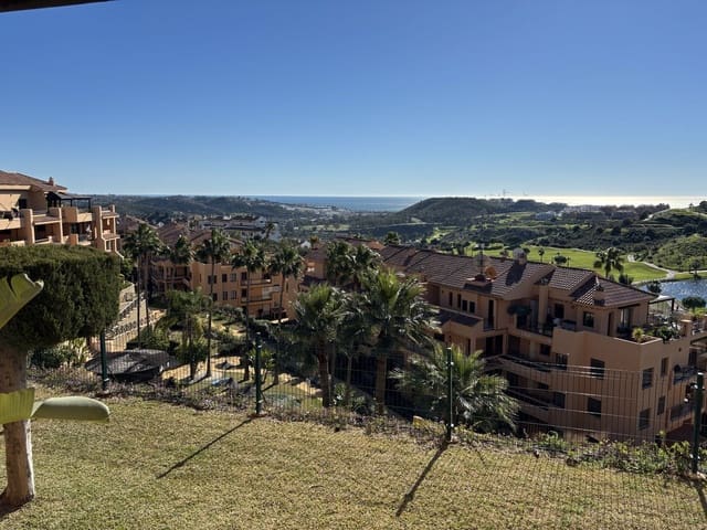 2 soveværelse Lejlighed til salg i La Cala de Mijas, Mijas med swimmingpool garage - € 285.000 (Ref: 9523075)