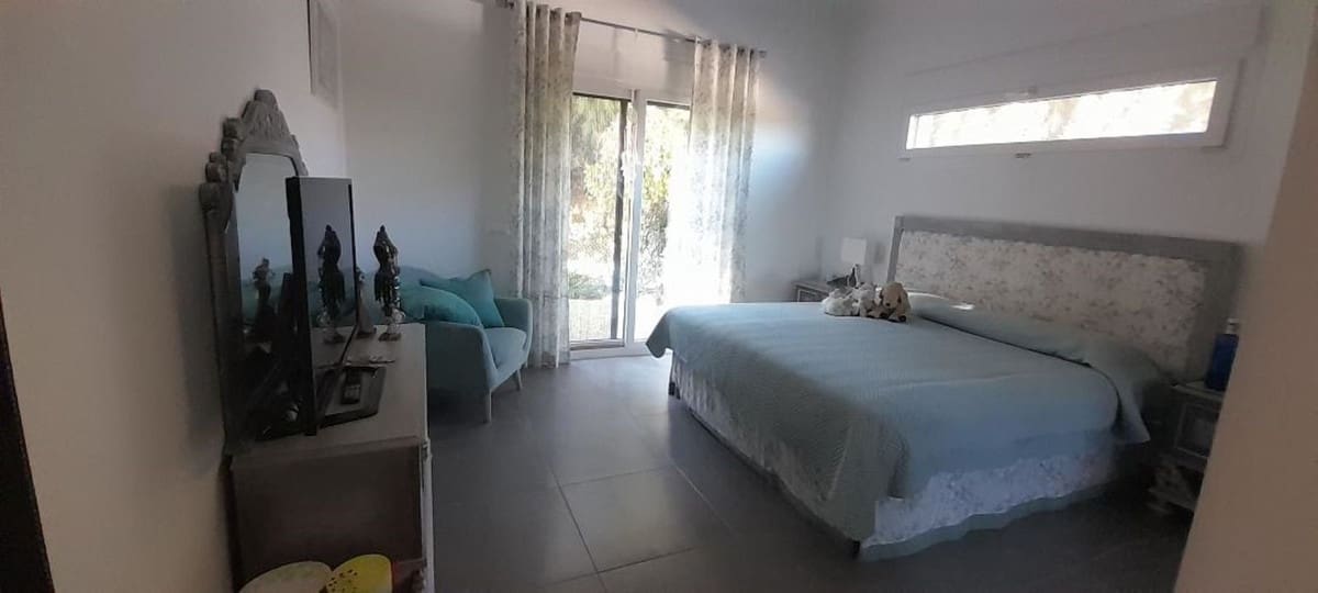 3 bedroom Villa for sale in La Cala Golf with pool garage - € 1,299,000 (Ref: 9620633)