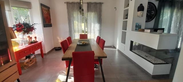 3 bedroom Villa for sale in La Cala Golf, Mijas with pool garage - € 1,299,000 (Ref: 9620633)