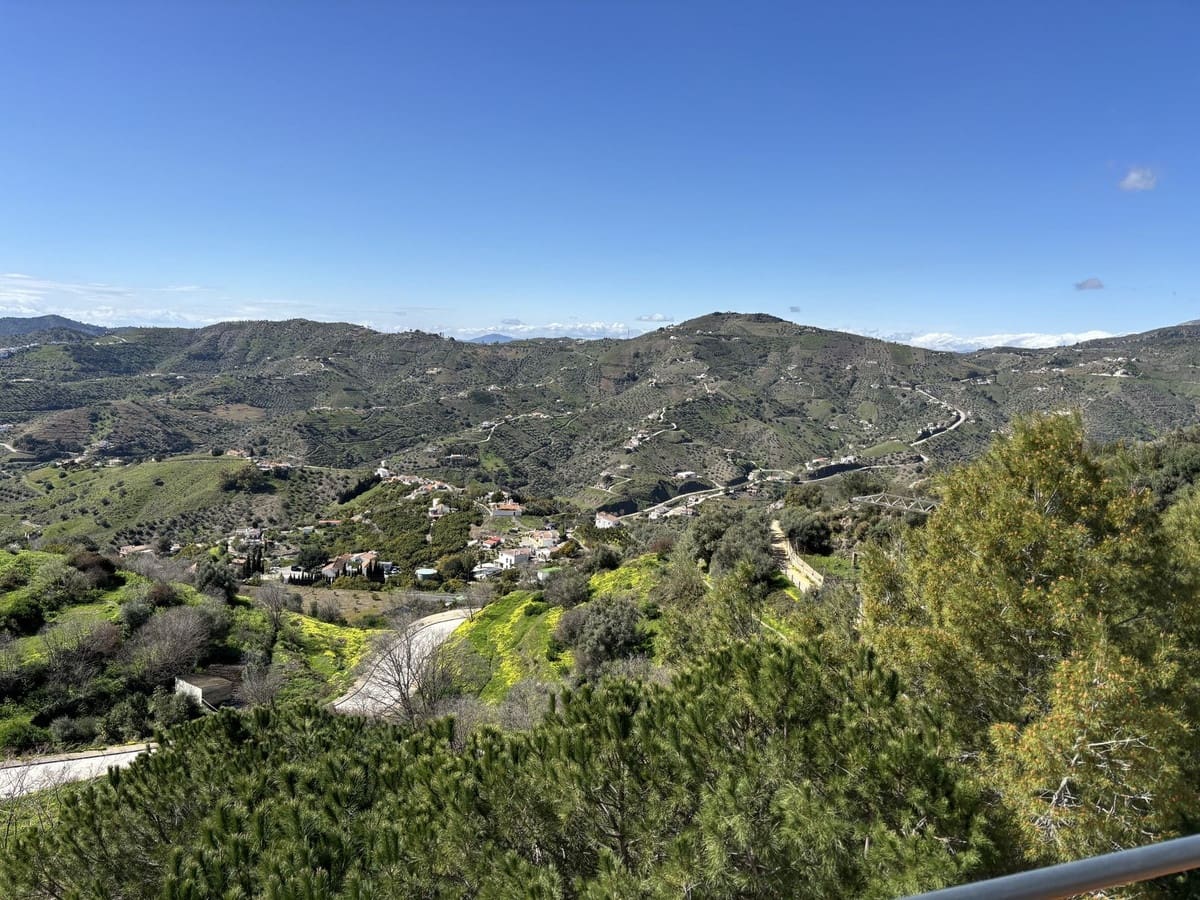 3 Zimmer Penthouse zu verkaufen in Competa - 299.000 € (Ref: 9656836)