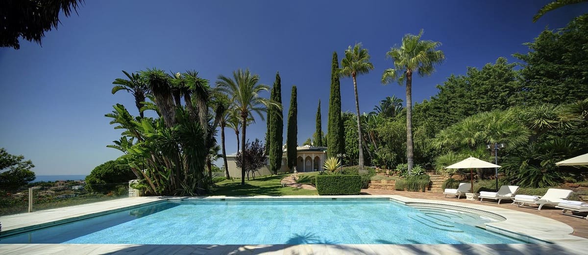 12 slaapkamer Villa te koop in Marbella - € 10.000.000 (Ref: 9747256)