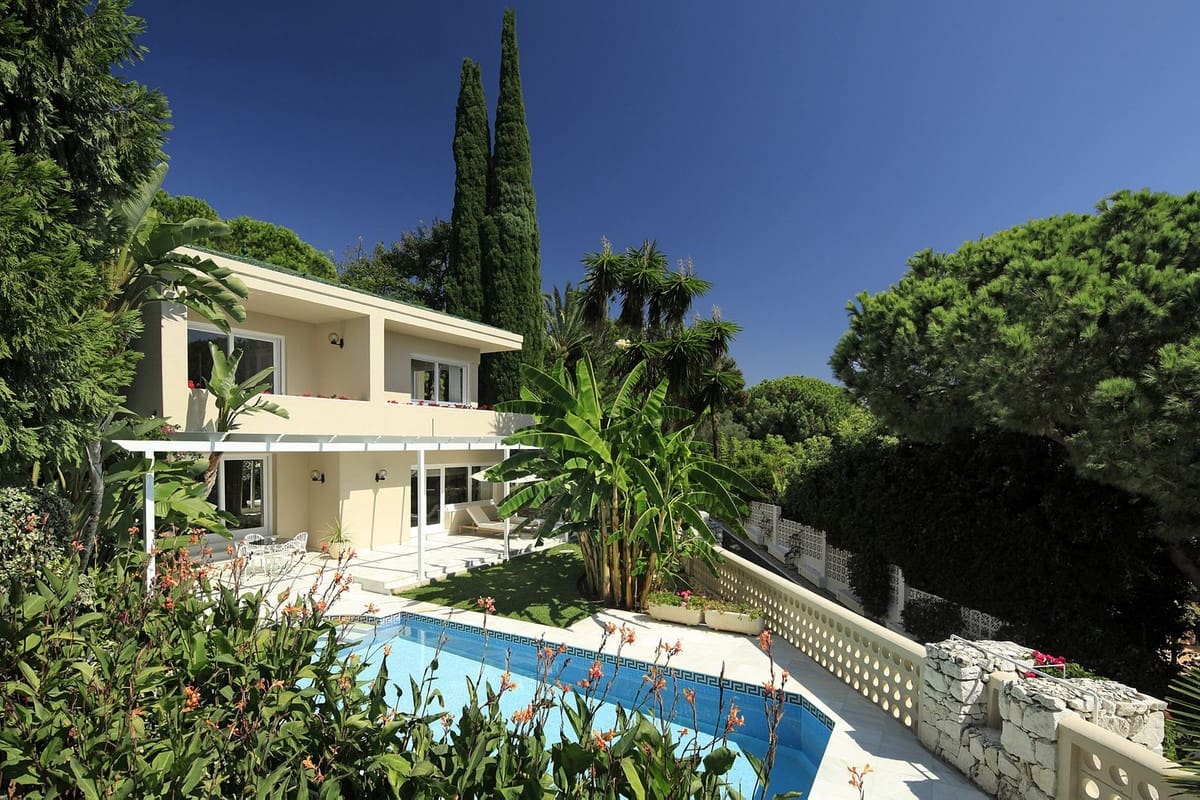 12 slaapkamer Villa te koop in Marbella - € 10.000.000 (Ref: 9747256)