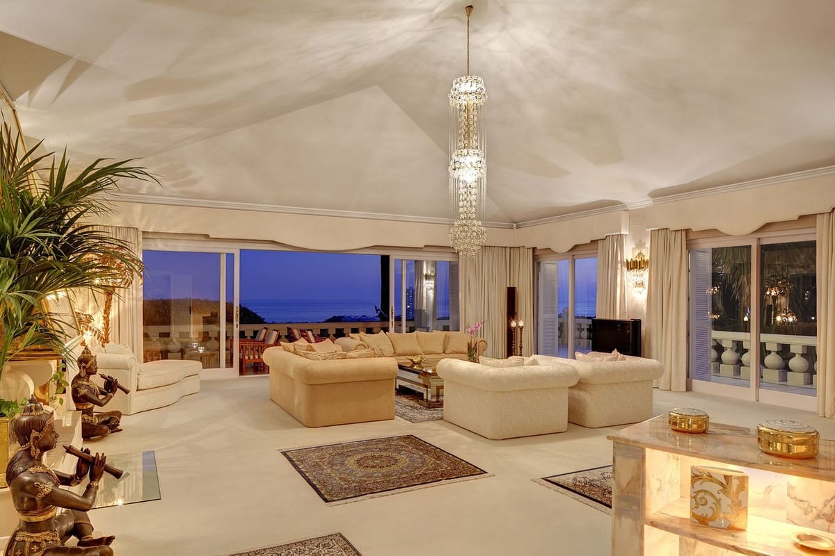 12 slaapkamer Villa te koop in Marbella - € 10.000.000 (Ref: 9747256)