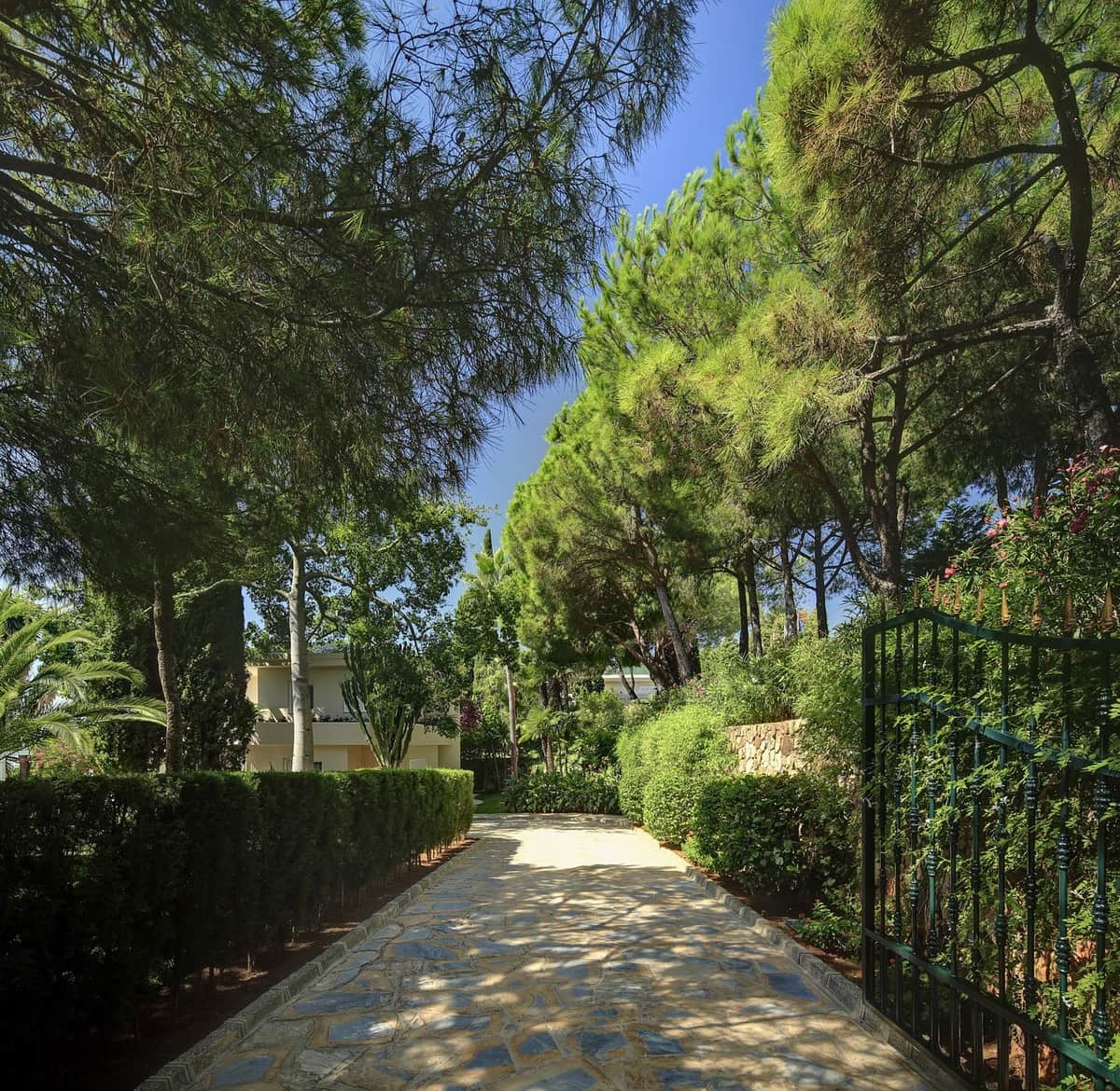 12 slaapkamer Villa te koop in Marbella - € 10.000.000 (Ref: 9747256)