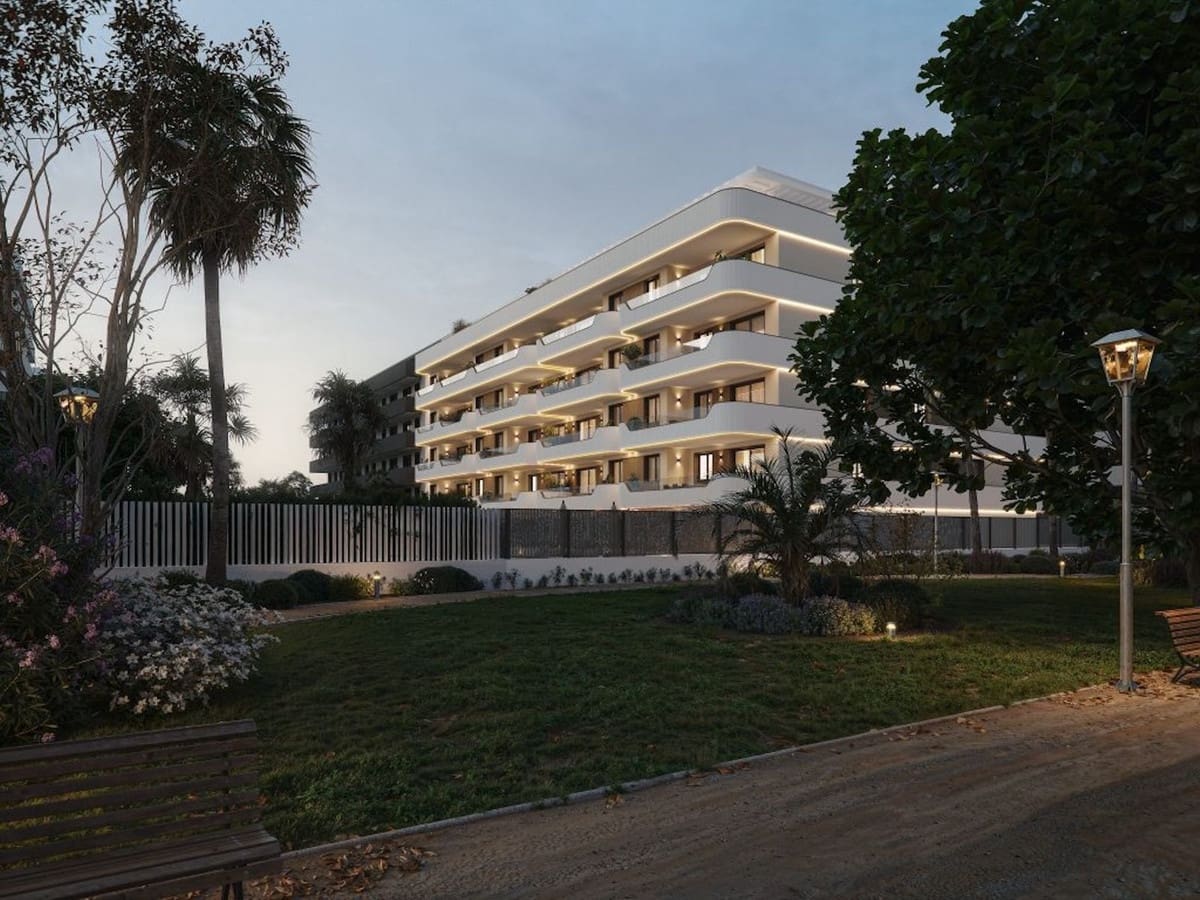 1 bedroom Apartment for sale in Torre del Mar - € 281,500 (Ref: 9749428)