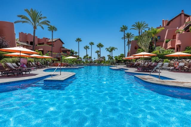 3 sypialnia Penthouse na sprzedaż w Guadalmansa, Estepona z basenem - 4 995 000 € (Ref: 9789472)