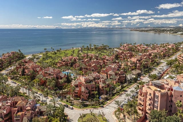 3 sypialnia Penthouse na sprzedaż w Guadalmansa, Estepona z basenem - 4 995 000 € (Ref: 9789472)