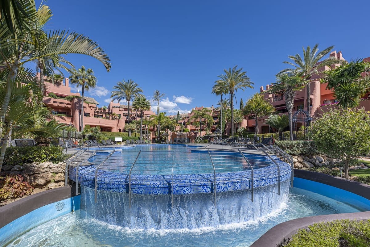 3 sovrum Takvåning till salu i Guadalmansa med pool - 4 995 000 € (Ref: 9789472)