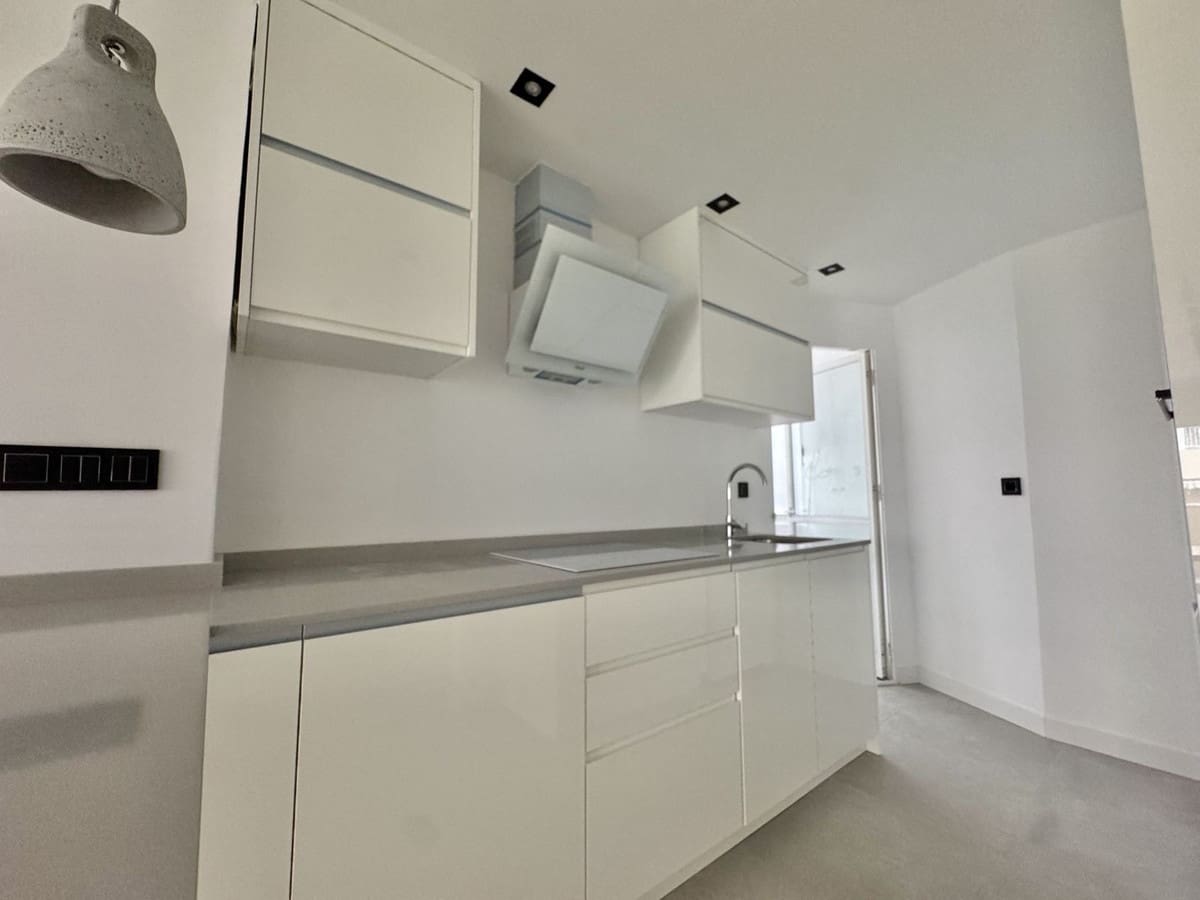 4 Zimmer Apartment zu verkaufen in Malaga Stadt - 398.000 € (Ref: 9795559)