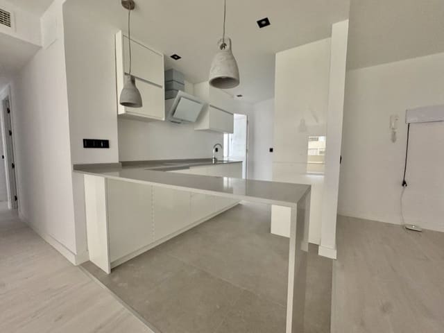 4 camera da letto Appartamento in vendita in Teatinos, Malaga città - 398.000 € (Rif: 9795559)