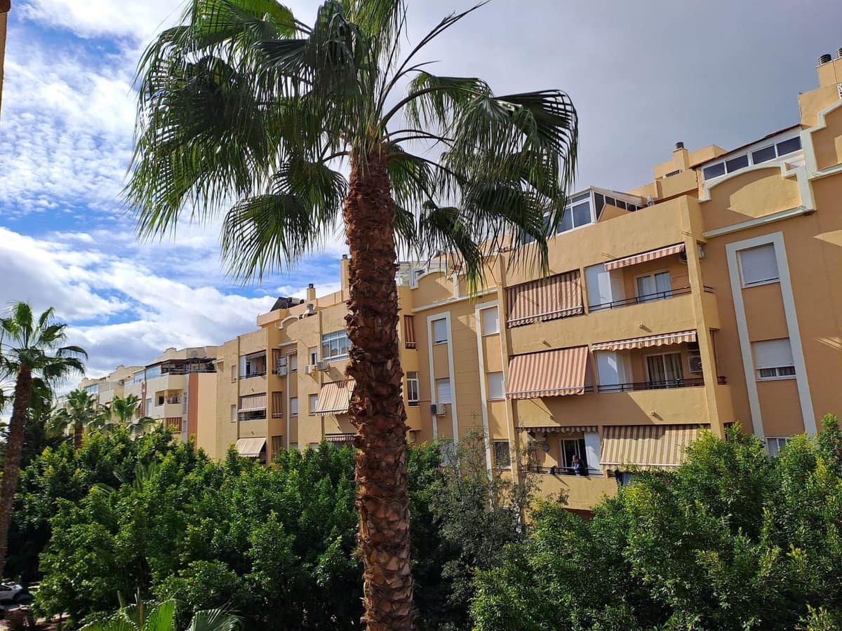 4 Zimmer Apartment zu verkaufen in Malaga Stadt - 398.000 € (Ref: 9795559)