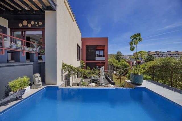 3 quarto Moradia Geminada para venda em Benahavís - 585 000 € (Ref: 9833041)