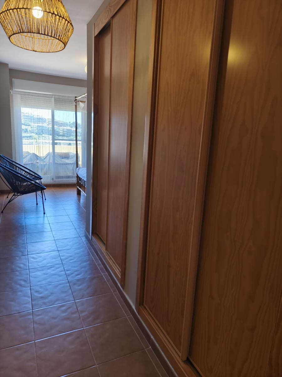 2 bedroom Apartment for sale in Calahonda with pool garage - € 325,000 (Ref: 9877510)