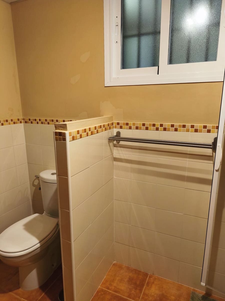2 bedroom Apartment for sale in Calahonda with pool garage - € 325,000 (Ref: 9877510)