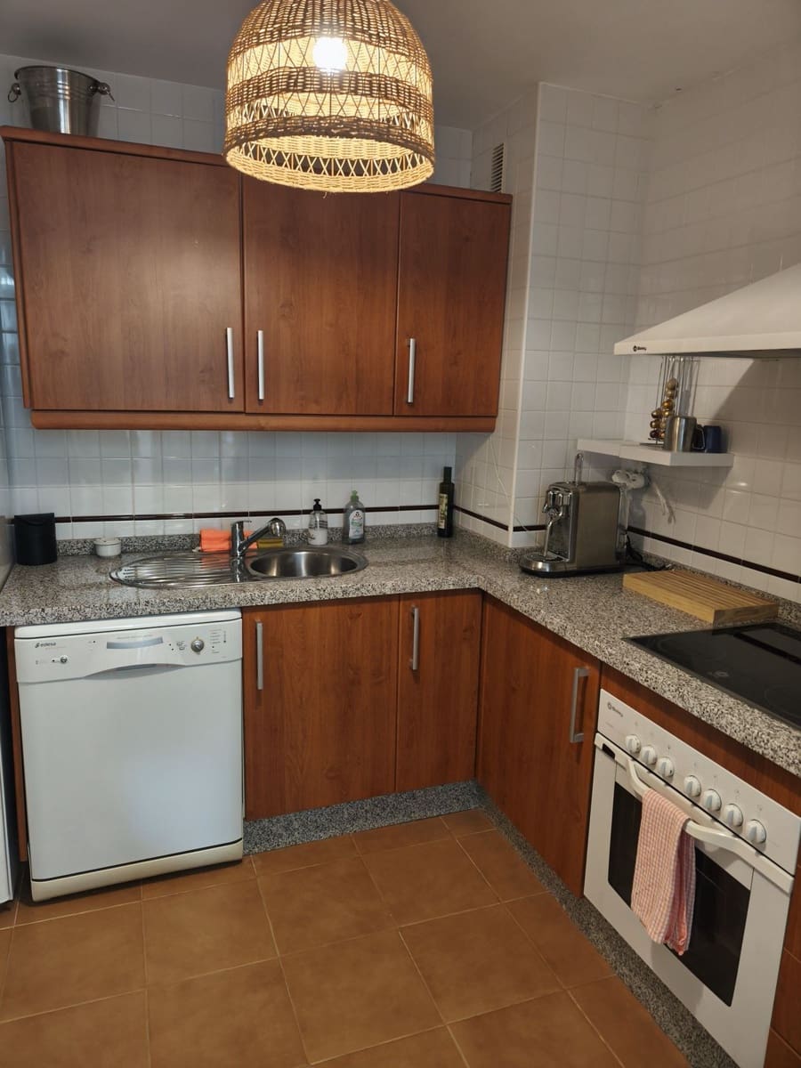 2 bedroom Apartment for sale in Calahonda with pool garage - € 325,000 (Ref: 9877510)